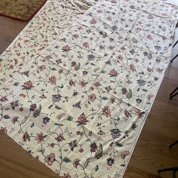 Waverly fabric. "Hometown" and "Belle" 100% cotton - Picture 3 of 9